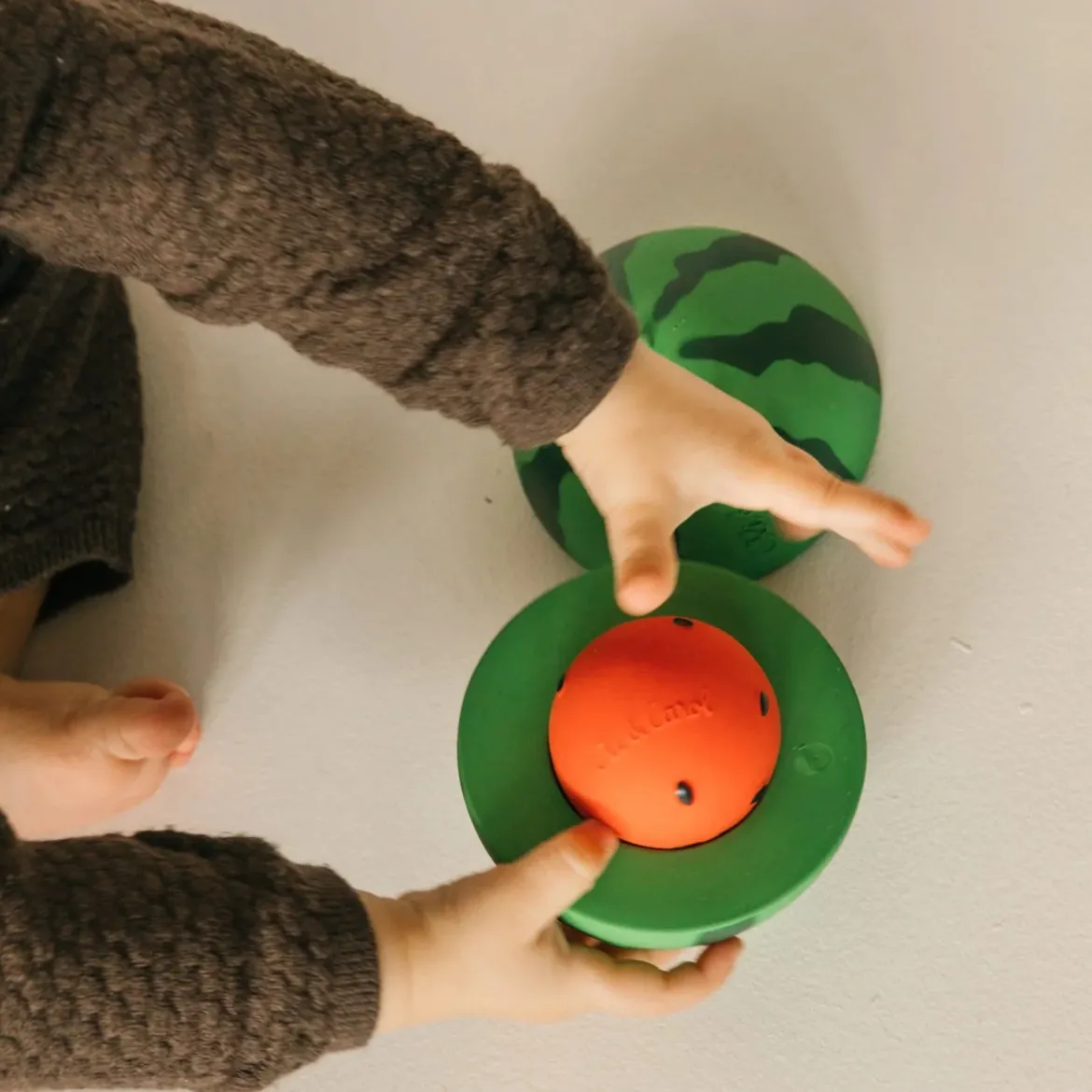 Stapelspiel, Rassel & Hüpfball | Wally the Watermelon